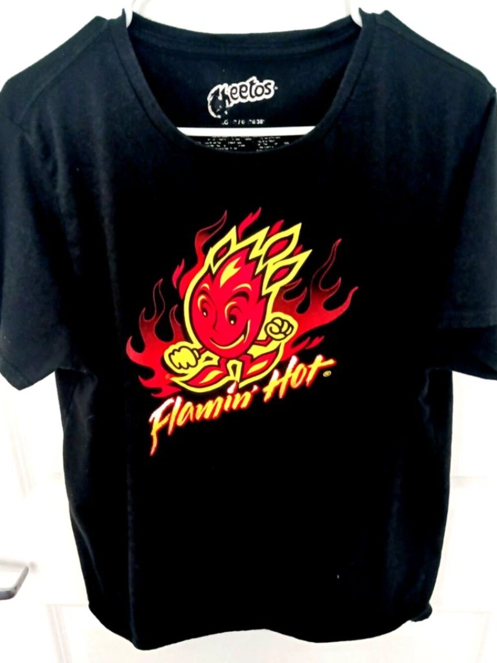 Cheetos Flaming Hot Men's Graphic Print Shirt Size Large Black